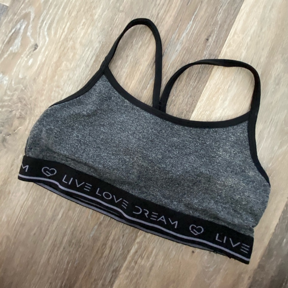 Aero- DREAM LOVE LAUGH sports bra